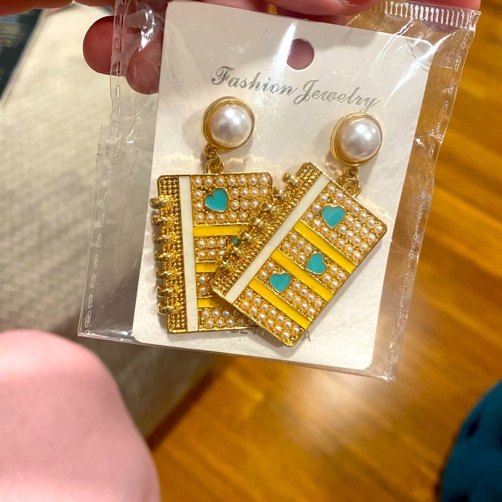 FIRST OFFER GETS IT 2 Pairs of Back to School Earrings